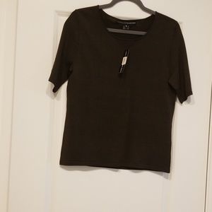 Linda Allard Ellen Tracy 100% silk short sleeve to